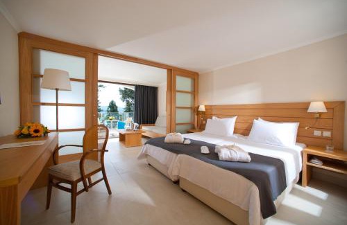 Kanoni Hotel | Corfu Holiday Palace