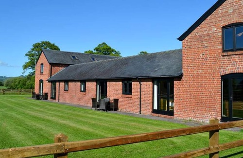 Caersws House | Corlan in the beautiful Llandinam