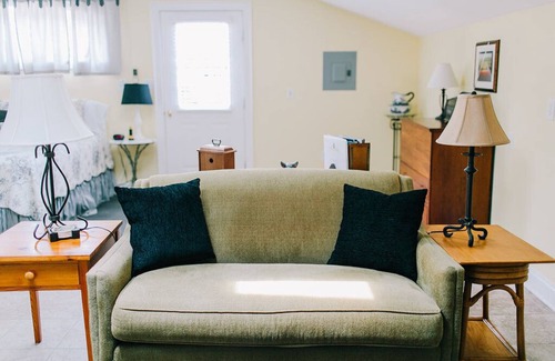 Spotsylvania Cottage | Corn Crib - Stevenson Ridge