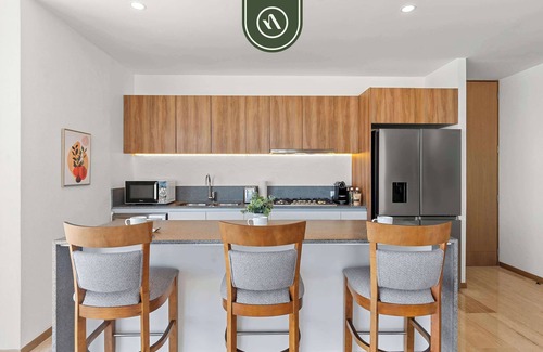 Lazaro Cardenas Apartment | Corner 2 BR Condo - Rooftop Pool with Oceanview