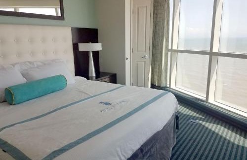 Downtown Myrtle Beach Apartment | Corner condo w 180 ocean views & pools