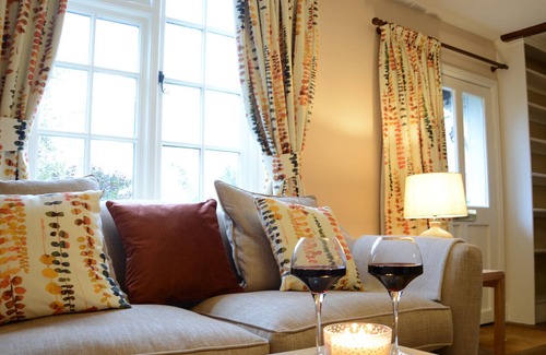Woodbridge Cottage | CORNER COTTAGE, DENNINGTON, pet friendly in Framlingham