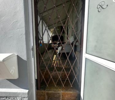 Mossel Bay Apartment | Corner Cottage on Hill