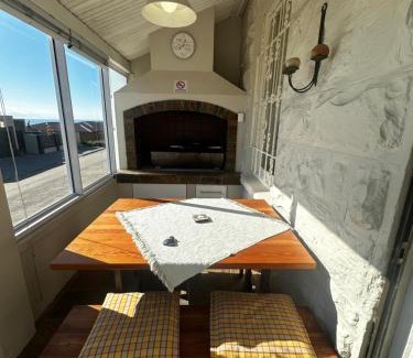 Mossel Bay Apartment | Corner Cottage on Hill
