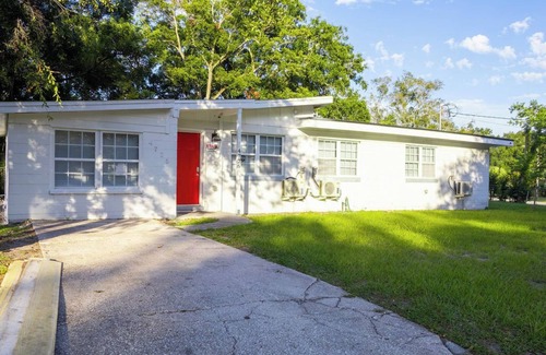 Cedar Hills House | ~Cornerstone Casa Sleeps 12 Ample Parking~