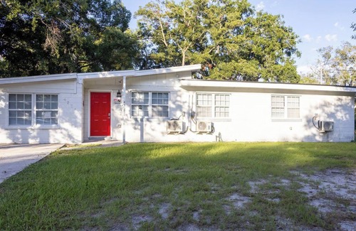 Cedar Hills House | ~Cornerstone Casa Sleeps 12 Ample Parking~