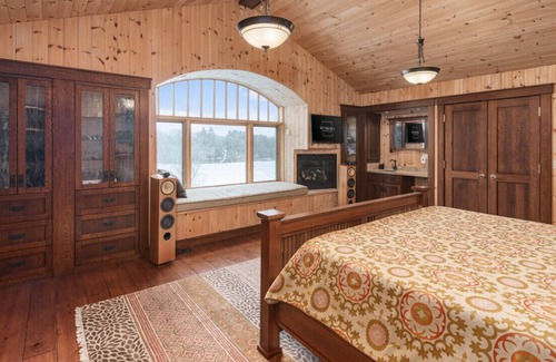 Seguin House | Cornerstone, Lake Rosseau