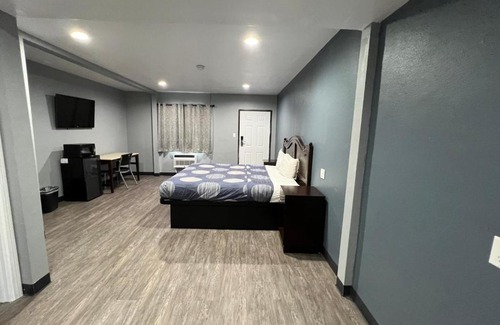 Park Mesa Heights Hotel | Cornett Motel