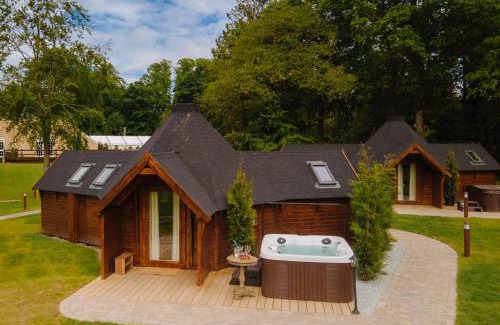 Biggar House | Cornhill Castle