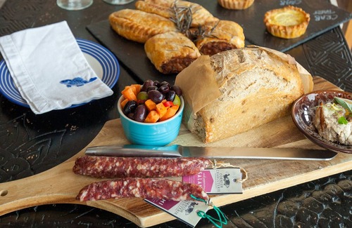 Talland Cottage | Cornish Beach Cottage, 30 Metres From Sandy Beach