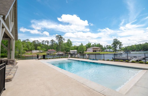 Tallassee House | Corona Cottage | 3 Bed, 2.5 Bath