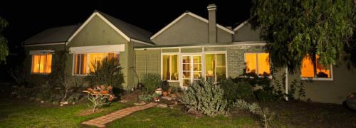 Hopefield House | Corowa Oakleigh Hideaway