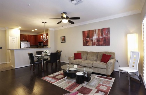 The Galleria Condo | Corporate Condo - Apartment/*All Bills Paid* In the Heart of the Galleria