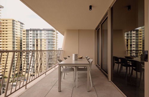 South Brisbane Apartment | Corporate living meets lifestyle in Brisbane’s coveted South Brisbane Area.