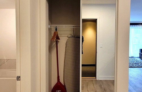 Brossard Apartment | Corporate Stays - Blum - Amazing 2BR