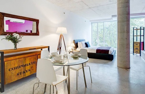 International District Apartment | Corporate Stays | Loft4U | Divine Studio