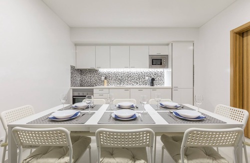 Correeira Apartment | Correeira Luxury Residence T3 G - Albufeira, Pools, Wifi, Bbq, Beach