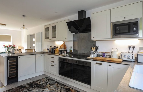 Trearddur Bay Cottage | Corrie Knowe