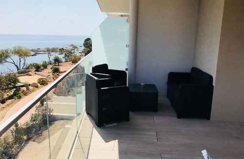 Solenzara Apartment | Corsicacasa Appartement Sur La Mer Port De Solenzara
