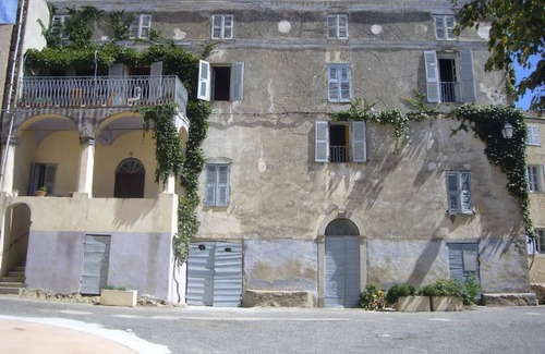 Lunghignano Apartment | Corsican paradise in a typical village