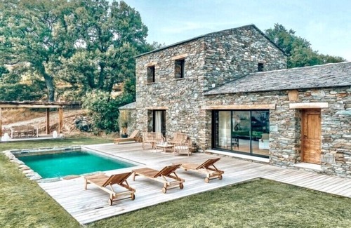 Murato House | Corsican stone house near Saint Florent