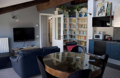 Ravenna Apartment | Corte Cavour. An attic in the heart of the city