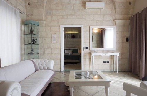 Centro Storico Hotel | Corte dei Francesi