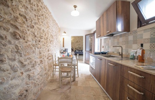 Martano Apartment | Corte San Giorgio Boutique apt with airco, Martano, Italy