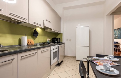 Magenta Apartment | Cortivo House - Magenta 81
