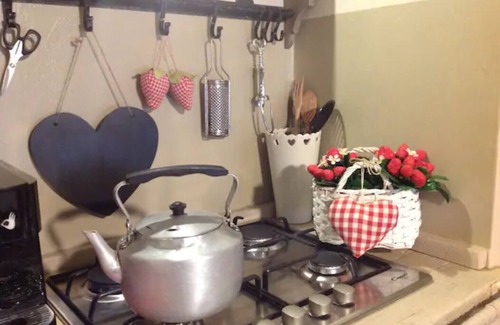 Cortona Old Town Apartment | Cortona Shabby Chic House (Independent & balcony)