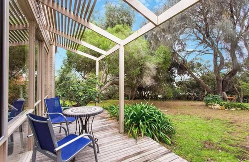 Portsea House | Corvus Cabin Portsea Pet Friendly