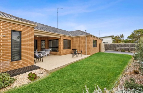 Barwon Heads House | Corymbia- Barwon Heads Beach- Great for 2 families