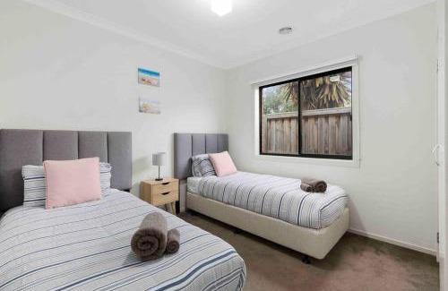 Barwon Heads House | Corymbia Barwon Heads Modern Family Getaway!
