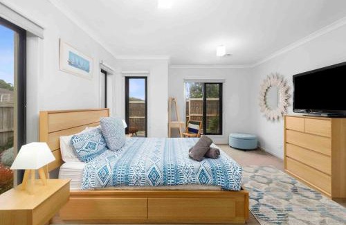 Barwon Heads House | Corymbia Barwon Heads Modern Family Getaway!