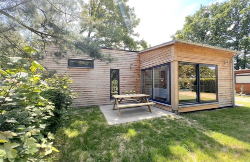 Bocholt Ski Chalet | Cosily decorated chalet on a nice family park
