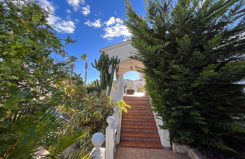 Rojales House | Costa Blanca Poolside Bliss