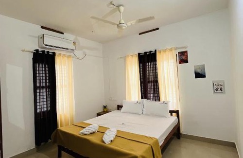 Varkala House | Costa Cliff