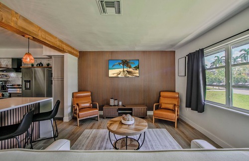 Sarasota House | Costal Oasis 8 Minutes to Siesta Key Beach
