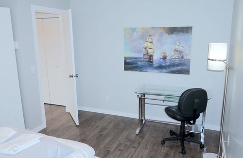 Black Mountain Apartment | Cosy 1-bdrm with Mountain and Vineyards view, close to golf course and Big White