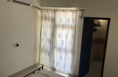 Sector 70 Apartment | Cosy 1 Bedroom in a 3 BHK Apartment in the Heart of NOIDA!