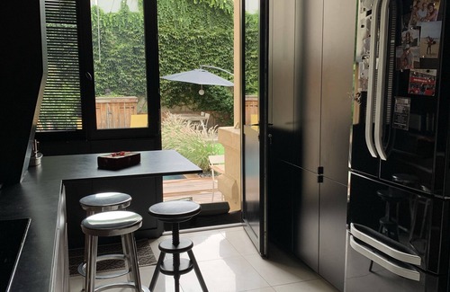 Nansouty-Saint-Genes House | Cosy 180m2 Design House with Swimming Pool in Bordeaux