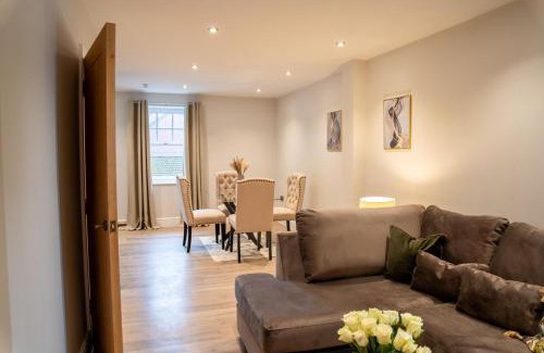 Newport Apartment | Cosy 1BR Flat- private parking