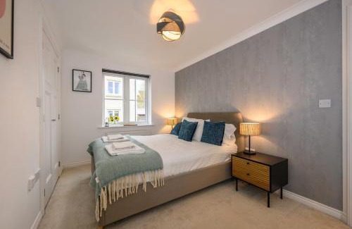 Frome Apartment | Cosy 2-Bed Apartment in Frome Near Town Centre!