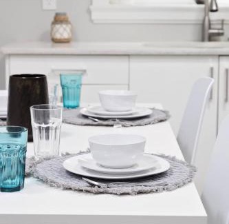 Delta House | Cosy 2-bed Basement Suite In Quiet Neighbourhood