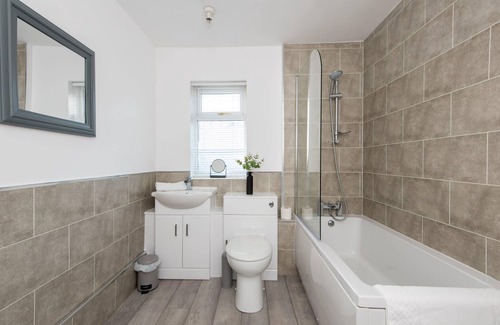 Ashington Apartment | Cosy 2 Bed Home in Ashington