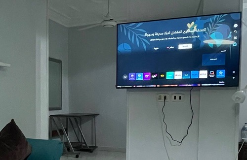 Maadi Apartment | COSY 2-BEDROOM STUDIO IN DEGLA: private entrance and garden in central location
