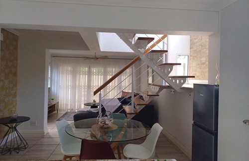 Berea Apartment | Cosy 2 bedroom apartment in a prominent area of East London Nahoon