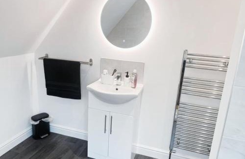 Newark upon Trent Apartment | Cosy 2BR House on Quiet Street