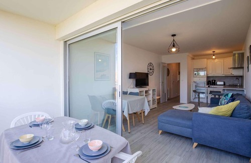 Saint-Jean-de-Luz Apartment | Cosy 3* Apt w/Pool, Terrace, Near Beach & City Center - St Jean de Luz