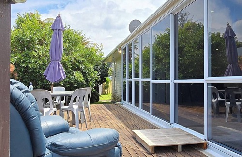 Kawaha Point House | Cosy 3-Bedroom, Pet-Friendly Home near Skyline, Canopy Tours or Zorb